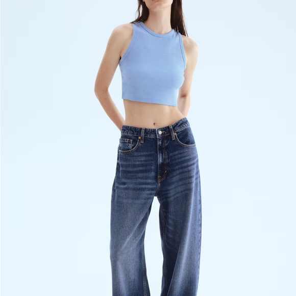 🆕 H&M Black and White Ribbed Sleeveless Cropped Tank Top - Picture 3 of 3